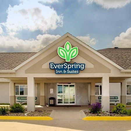 Everspring Inn & Suites Oskaloosa Экстерьер фото