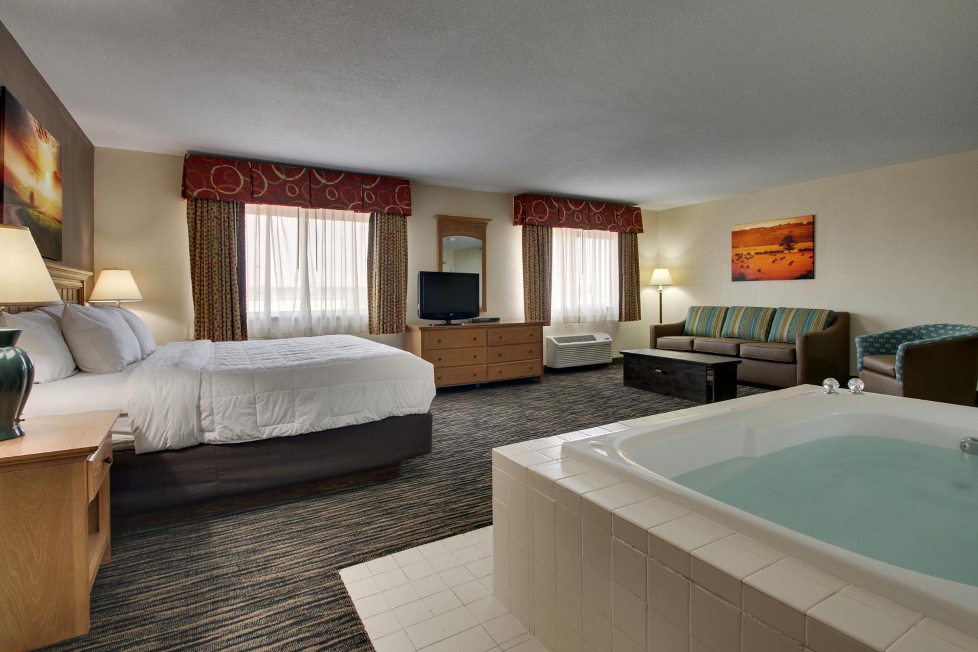 Everspring Inn & Suites Oskaloosa Экстерьер фото