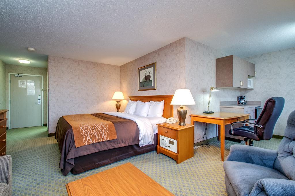 Everspring Inn & Suites Oskaloosa Номер фото