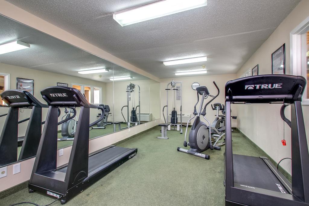 Everspring Inn & Suites Oskaloosa Экстерьер фото